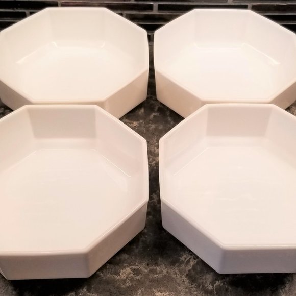 ARCOROC FRANCE MILK GLASS 1980s SET OF (4) WHITE OCTAGON SOUP SALAD BOWL BOWLS - Picture 2 of 12